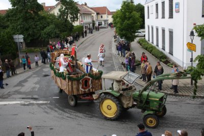 Foto des Albums: Märchenumzug am Volkfestsonntag