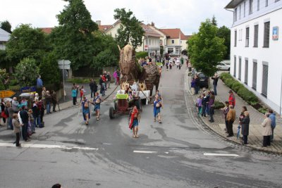 Foto des Albums: Märchenumzug am Volkfestsonntag