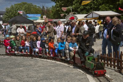Foto des Albums: 125 Jahre Harzer Schmalspurbahnen - großes Bahnhofsfest in Wernigerode (09. 06. 2012)