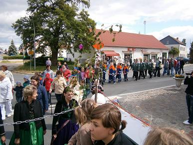 Foto des Albums: 30 Jahre Kindergarten und 35 Jahre Jugendfeuerwehr (23.06.2012)