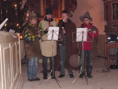 Die Hirten spielen Fl&ouml;te im rottstocker Heilig Abend GD  (Bild vergr&ouml;&szlig;ern)