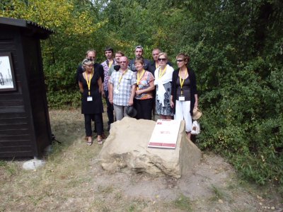 Foto des Albums: Enthüllung der Tafel im ehemaligen Lager Mühlberg