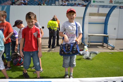 Foto des Albums: Einlaufkids in Rostock