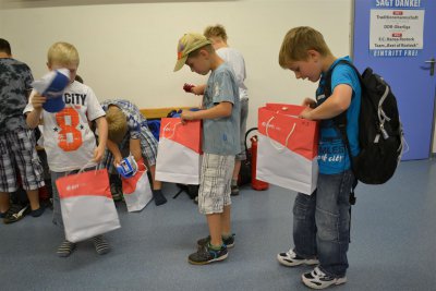 Foto des Albums: Einlaufkids in Rostock