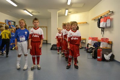 Foto des Albums: Einlaufkids in Rostock