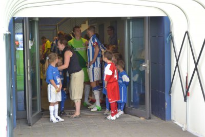 Foto des Albums: Einlaufkids in Rostock