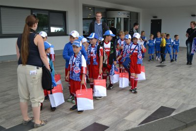 Foto des Albums: Einlaufkids in Rostock