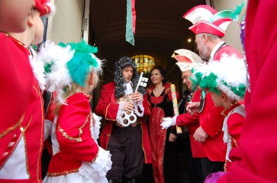 Foto des Albums: Falkenseer Narren stürmen das Rathaus