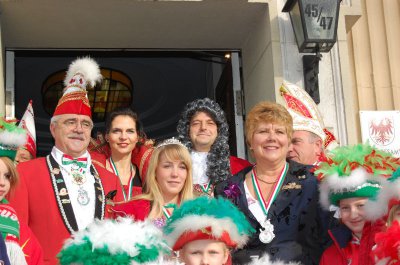Foto des Albums: Falkenseer Narren stürmen das Rathaus