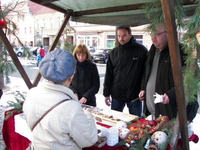 Foto des Albums: Weihnachtsmarkt der regionalen Besonderheiten in Dahme/Mark (16.12.2012)
