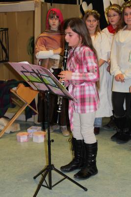 Foto des Albums: Weihnachtskonzert und Weihnachtsmarkt an der Oberschule mit Grundschulteil Glöwen (05. 12. 2012)