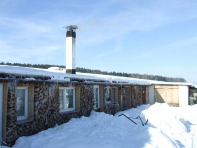 Foto des Albums: "Volkseigenes Gut" - Pension und Reiterstation Eisfeld