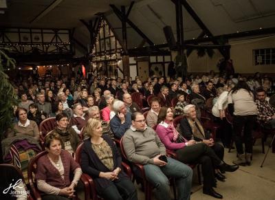 Foto des Albums: Weihnachtskonzert Gesangverein Wenings (22. 12. 2012)