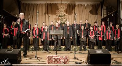 Foto des Albums: Weihnachtskonzert Gesangverein Wenings (22. 12. 2012)