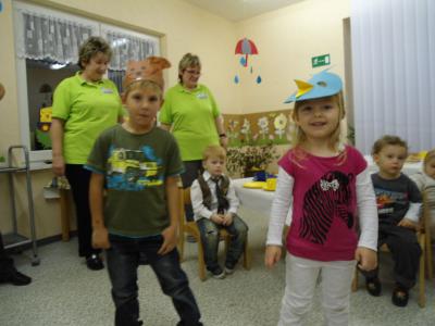 Eichhörnchen und vogel  (Bild vergrößern)