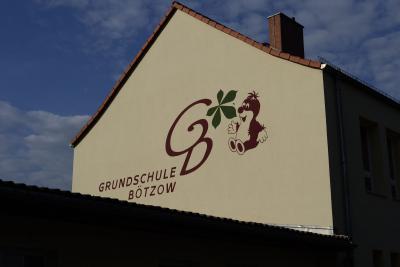 Willkommen in B&ouml;tzow  (Bild vergr&ouml;&szlig;ern)