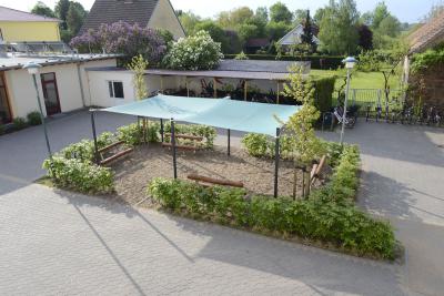 Sonnensegel von oben  (Bild vergr&ouml;&szlig;ern)