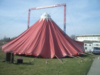 Foto des Albums: Projekt Zirkus - Aufbau