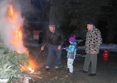 Foto des Albums: Osterfeuer auf der Wasserburg (28.03.2013)