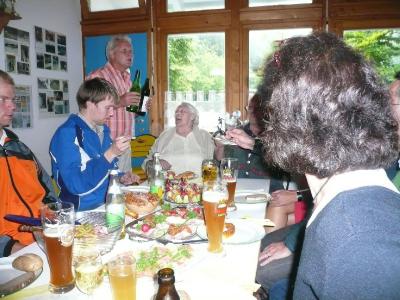 Foto des Albums: Tennis-Vereinsmeisterschaft-Endspiele (12.07.2008)