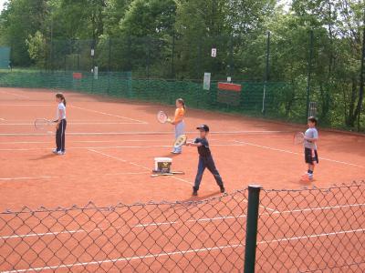 Foto des Albums: Tennis-Schnuppertraining (14.05.2005)