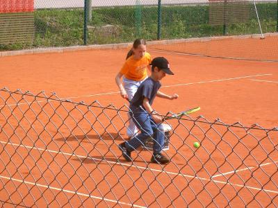 Foto des Albums: Tennis-Schnuppertraining (14.05.2005)