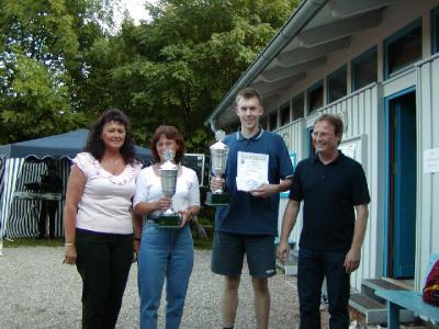Foto des Albums: Sommerfest Abteilung Tennis (20.07.2002)