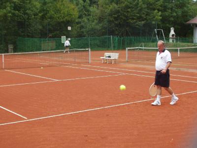 Foto des Albums: Freundschaftsspiel SV-Raitenhaslach gegen TC Hohenstein Ernstthal (30.08.2003)