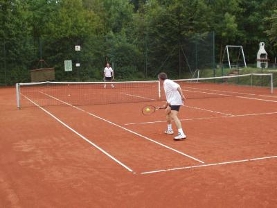 Foto des Albums: Freundschaftsspiel SV-Raitenhaslach gegen TC Hohenstein Ernstthal (30.08.2003)