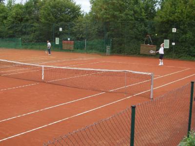 Foto des Albums: Freundschaftsspiel SV-Raitenhaslach gegen TC Hohenstein Ernstthal (30.08.2003)