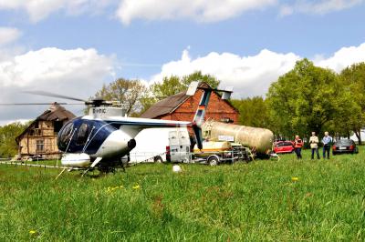 Foto des Albums: Bekämfung des Eichenprozessionsspinners aus der Luft (14.05.2013)