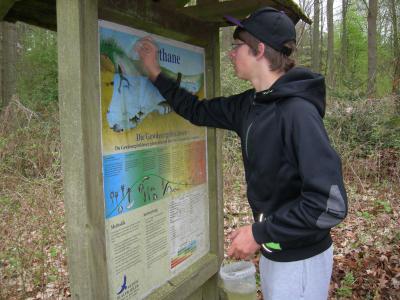 Foto des Albums: Unterricht am Lehrpfad der Oberschule Glöwen mit Grundschulteil (17. 05. 2013)