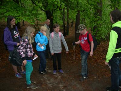 Foto des Albums: Unterricht am Lehrpfad der Oberschule Glöwen mit Grundschulteil (17. 05. 2013)