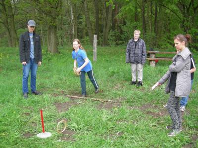 Foto des Albums: Unterricht am Lehrpfad der Oberschule Glöwen mit Grundschulteil (17. 05. 2013)