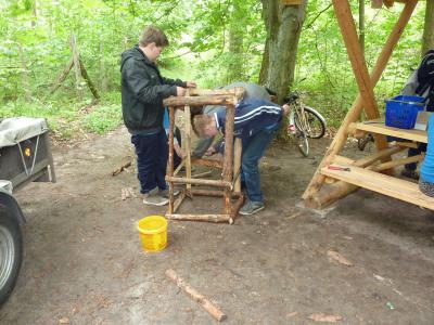 Foto des Albums: Unterricht am Lehrpfad der Oberschule Glöwen mit Grundschulteil (17. 05. 2013)