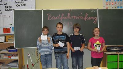 Foto des Albums: Radfahrprüfung Klasse 4 (07.06.2013)