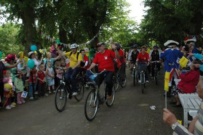 Foto des Albums: Tour de Prignitz 2013 Ankunft der Pritzwalker in Meyenburg am 01.06.2013