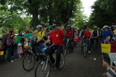 Foto des Albums: Tour de Prignitz 2013 Ankunft der Pritzwalker in Meyenburg am 01.06.2013