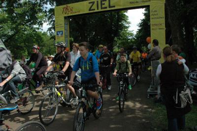 Foto des Albums: Tour de Prignitz 2013 Ankunft der Pritzwalker in Meyenburg am 01.06.2013