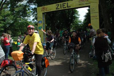 Foto des Albums: Tour de Prignitz 2013 Ankunft der Pritzwalker in Meyenburg am 01.06.2013
