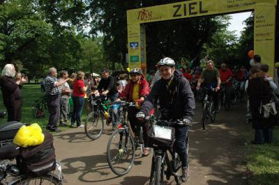 Foto des Albums: Tour de Prignitz 2013 Ankunft der Pritzwalker in Meyenburg am 01.06.2013