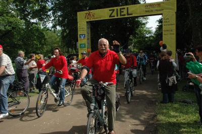 Foto des Albums: Tour de Prignitz 2013 Ankunft der Pritzwalker in Meyenburg am 01.06.2013