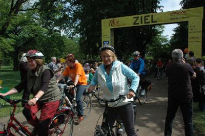 Foto des Albums: Tour de Prignitz 2013 Ankunft der Pritzwalker in Meyenburg am 01.06.2013