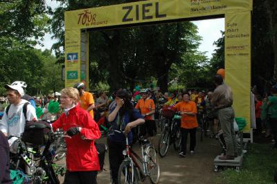 Foto des Albums: Tour de Prignitz 2013 Ankunft der Pritzwalker in Meyenburg am 01.06.2013