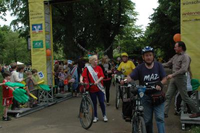 Foto des Albums: Tour de Prignitz 2013 Ankunft der Pritzwalker in Meyenburg am 01.06.2013