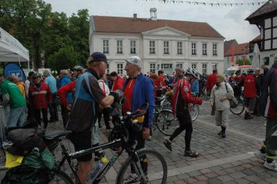 Foto des Albums: Tour de Prignitz 2013 Start der Pritzwalker nach Meyenburg am 01.06.2013