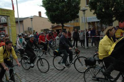 Foto des Albums: Tour de Prignitz 2013 Start der Pritzwalker nach Meyenburg am 01.06.2013