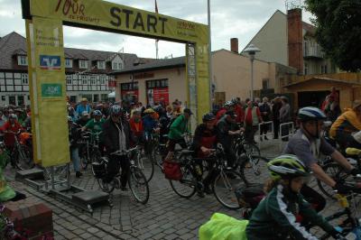 Foto des Albums: Tour de Prignitz 2013 Start der Pritzwalker nach Meyenburg am 01.06.2013