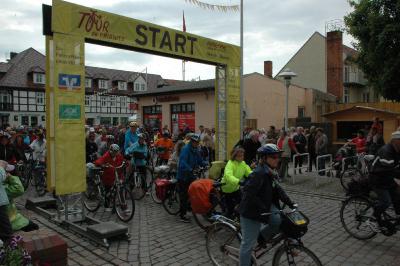 Foto des Albums: Tour de Prignitz 2013 Start der Pritzwalker nach Meyenburg am 01.06.2013