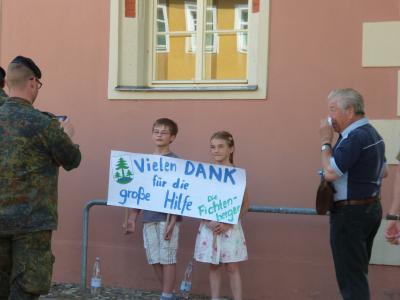 Foto des Albums: Wir sagen DANKE!  Verabschiedung des Bundeswehrbataillons